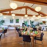 Michel Karoli ホテル 3*