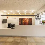 Hotell Michel Karoli 3*