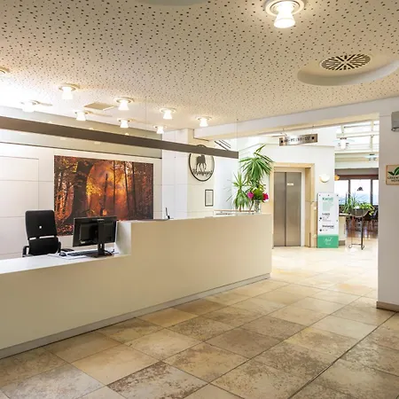 Roomingtons Karoli Otel Waldkirchen