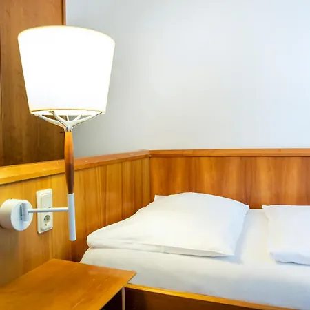 Roomingtons Karoli 3* Waldkirchen
