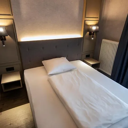 Roomingtons Karoli Otel Waldkirchen