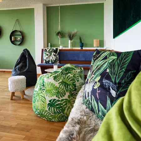 Roomingtons Karoli Otel