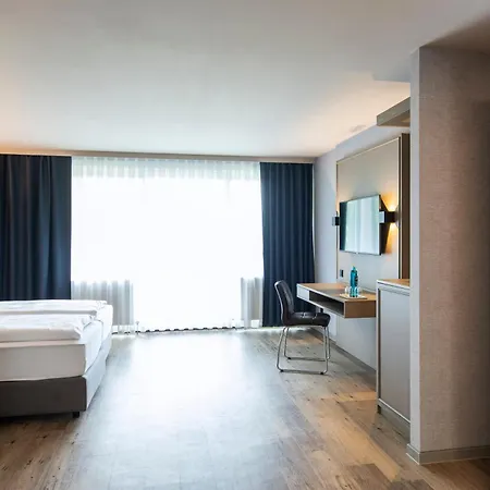 Otel Roomingtons Karoli Waldkirchen